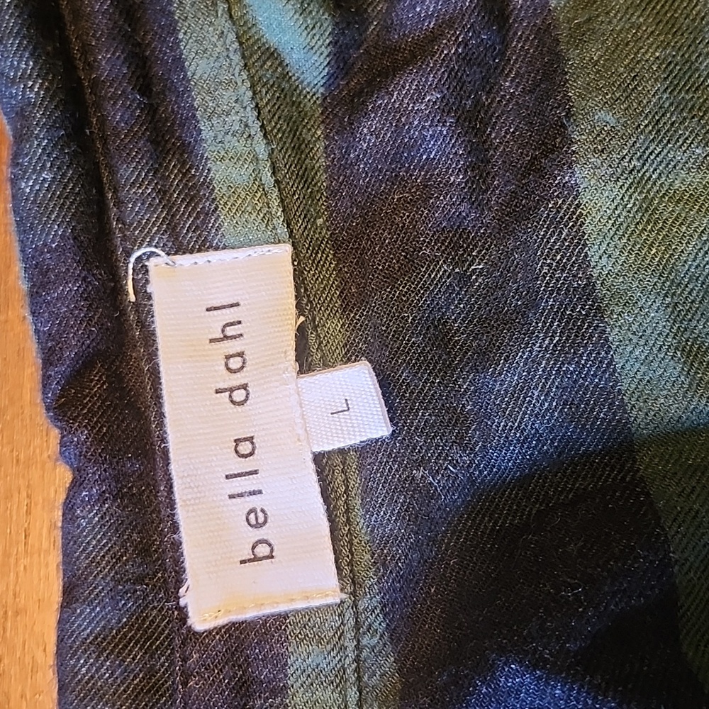 Button down 3/4-sleeved dress large